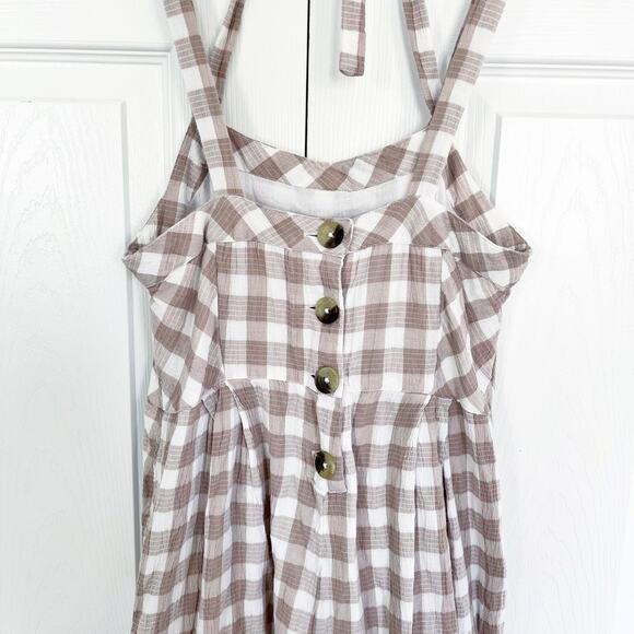 Free People Zuzu Seersucker Wide Leg Cropped Jumpsuit in Natural Gingham - Picture 8 of 10